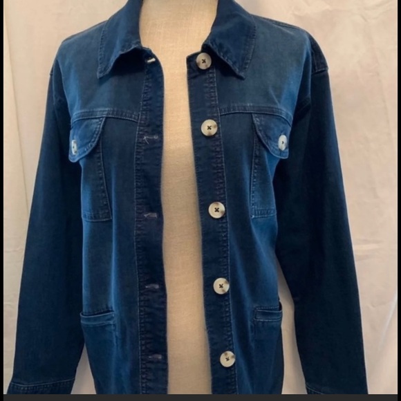 Women’s Blue Denim/Jean Jacket - Picture 2 of 8
